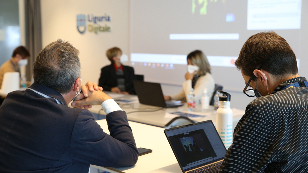 Didattica digitale laboratoriale - Il Digital Team di Scuola Digitale Liguria al lavoro durante l'evento