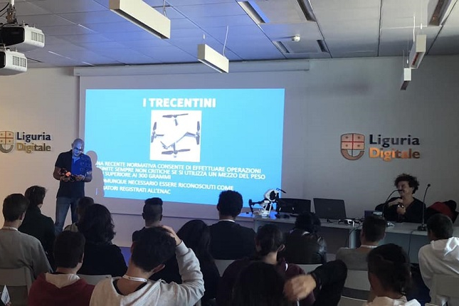 PCTO 2018 - Fabrizio Biancardi con gli studenti in alternanza